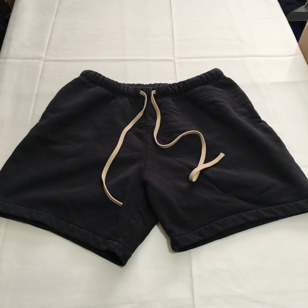 Fear of God Essentials Sweat Shorts Medium Black Drawstring Logo Fleece